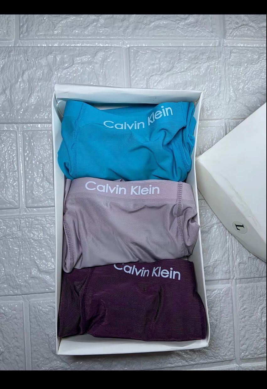 CALVIN KLEIN